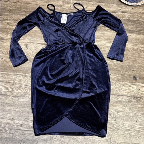 Fashion Nova Midnight Blue Velvet Dress - Picture 2 of 6